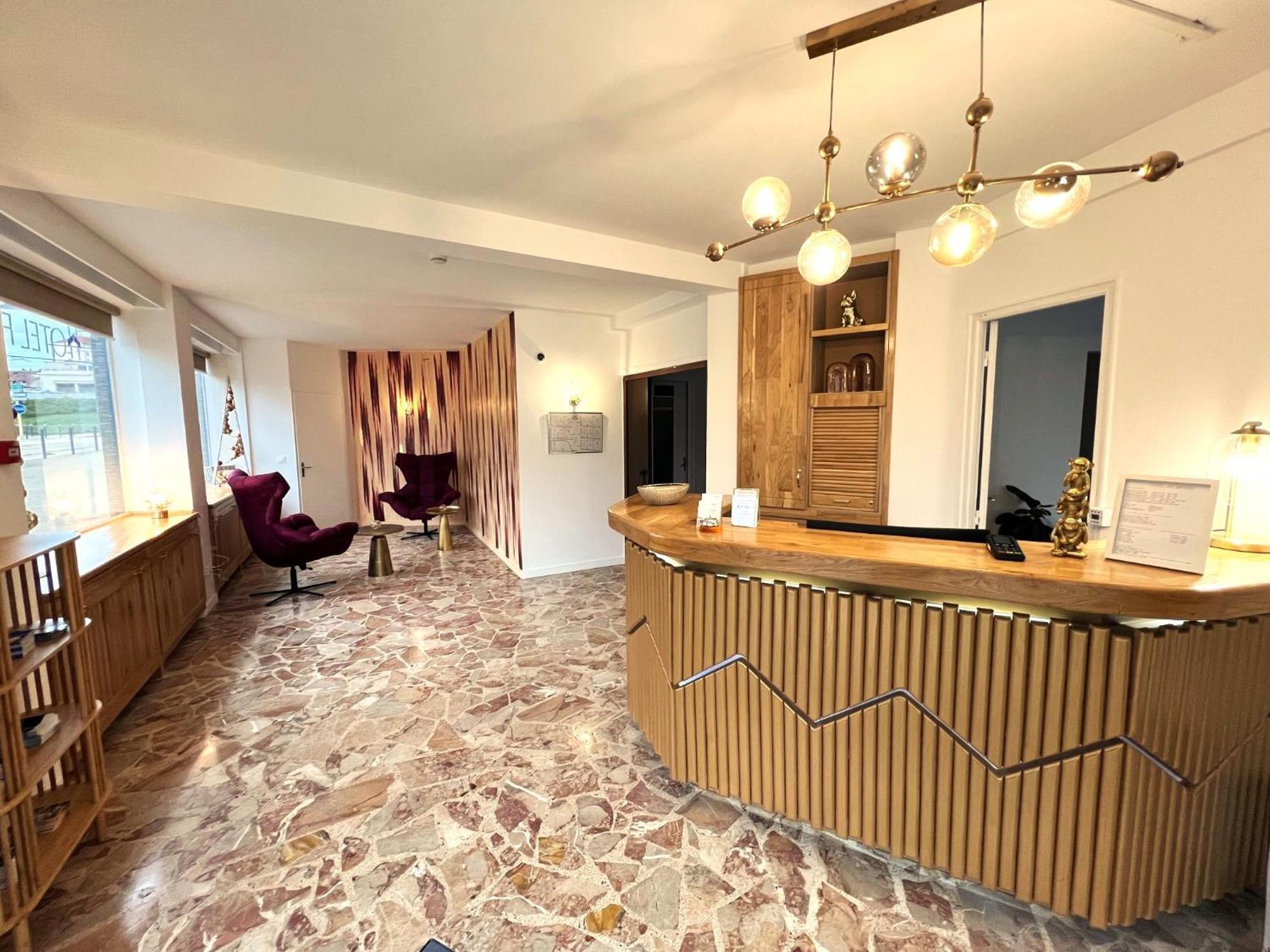 Contact Hotel Foch Besancon Exterior photo